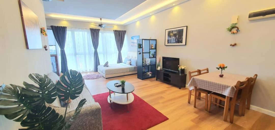 Regalia Suites With Infinity Pool Klcc By Staycation Homes Kuala Lumpur Extérieur photo